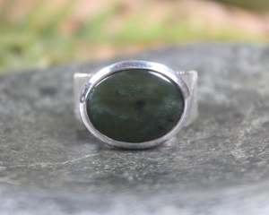 NZ Greenstone Sterling Silver S11 (AX850) Rimu Pounamu