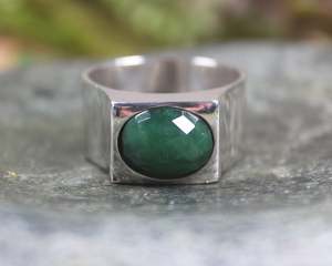 NZ Greenstone Faceted Sterling Silver Ring S11 (AZ210) Kawakawa Pounamu