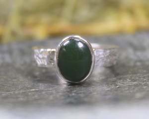 NZ Greenstone Sterling Silver Ring S9 (BM120) Kawakawa Pounamu