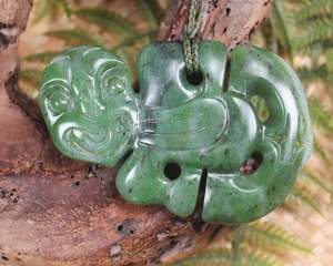 NZ Greenstone XLarge Hei Tiki Pendant (AZ538) Hapopo Pounamu