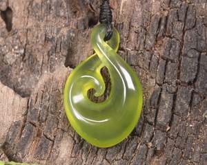 NZ Greenstone Small Koru Twist Pendant (BH715) Tangiwai Pounamu
