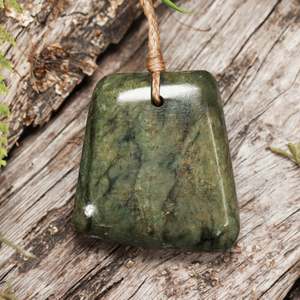 NZ Greenstone Medium Freeform Toki Pendant (BP296) Rimu Pounamu