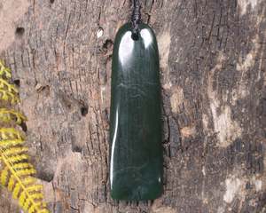 NZ Greenstone Medium Freeform Toki Pendant (BM435) Kawakawa Pounamu