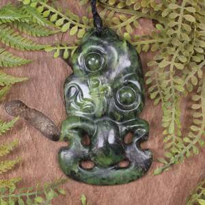 Hei Tiki: NZ Serpentine Large Hei Tiki Pendant (BX172) Douglas Creek Pounamu