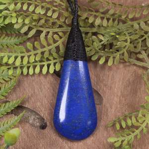 Gemstone Necklace: Lapis Lazuli Medium Roimata Pendant (BX153)