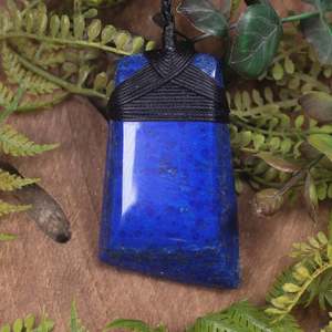 Gemstone Necklace: Lapis Lazuli Medium Toki Pendant (BW809)