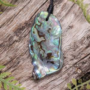 Specials: Pāua Shell Small Freeform Pendant (BT766)