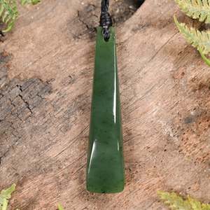 NZ Greenstone Small Freeform Toki Pendant (BT812) Hapopo Pounamu