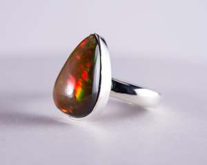 Gemstone Jewellery: Opal Sterling Silver Ring US 7 (BM594)