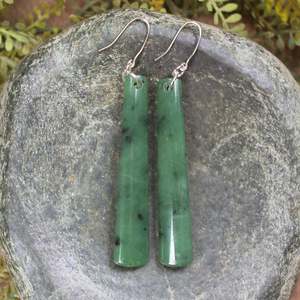 NZ Greenstone Medium Roimata Earrings (BX777) Hapopo Pounamu