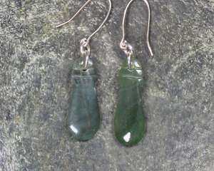 NZ Greenstone Mere Earrings (BK204) Hapopo Pounamu