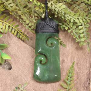 NZ Greenstone Medium Toki with Koru Pendant (CB073) Hapopo Pounamu