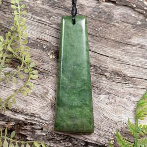 NZ Greenstone Large Toki Pendant (BX855) Hapopo Pounamu