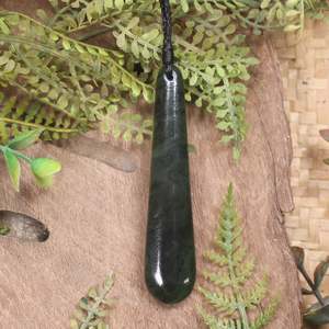 NZ Greenstone Medium Roimata Pendant (BX324) Rimu Pounamu