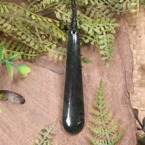 NZ Greenstone Medium Roimata Pendant (CB063) Rimu Pounamu