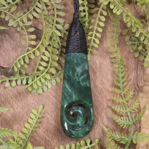 NZ Greenstone Large Roimata with Koru Pendant (BX958) Kawakawa Pounamu