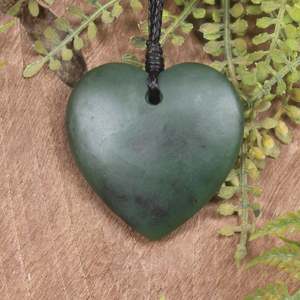 NZ Greenstone Medium Heart Pendant (BX740) Kawakawa Pounamu