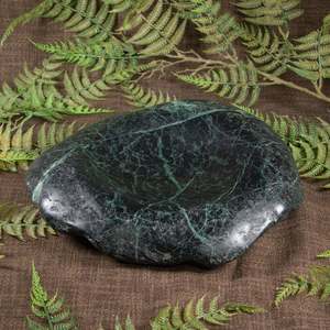 NZ Serpentine Bowl (CB221)