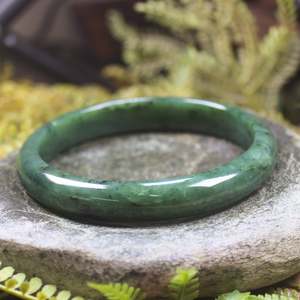NZ Greenstone Bangle 66mm (BT592) Hapopo Pounamu