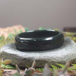 NZ Greenstone Bangle 64mm (CA298) Kawakawa Pounamu