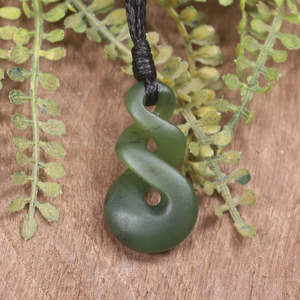 NZ Greenstone XSmall Twist Pendant (BT472) Hapopo Pounamu