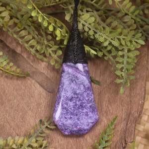 Charoite Medium Roimata Pendant (CB040)