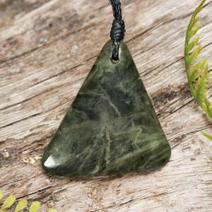 NZ Greenstone Small Freeform Pendant (BT726) Rimu Pounamu