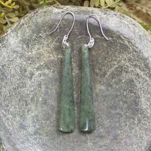 NZ Greenstone Small Roimata Earrings (CB965) Hapopo Pounamu
