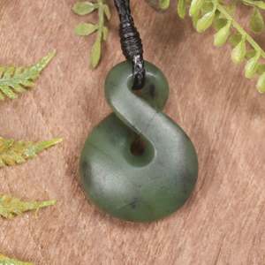 NZ Greenstone Small Twist Pendant (BM764) Hapopo Pounamu