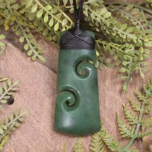 NZ Greenstone Medium Toki with Koru Pendant (CB580) Hapopo Pounamu