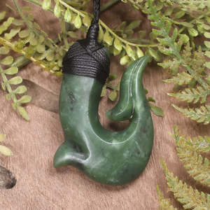 NZ Greenstone Medium Hei Matau Pendant (CC275) Hapopo Pounamu