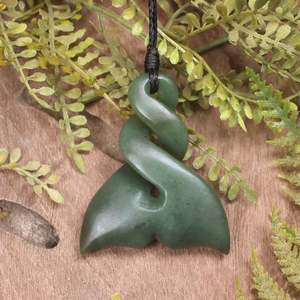 NZ Greenstone Medium Whale Tail Pendant (CA772) Hapopo Pounamu