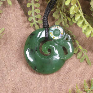 NZ Greenstone Small Koropepe Pendant (CA534) Hapopo Pounamu