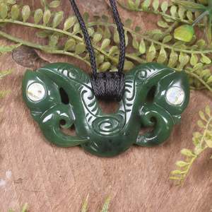 NZ Greenstone Medium Pekapeka Pendant (BW682) Hapopo Pounamu