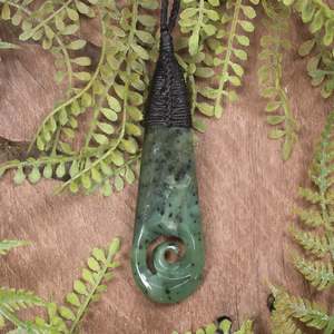 NZ Greenstone Medium Roimata with Koru Pendant (BX948) Hapopo Pounamu