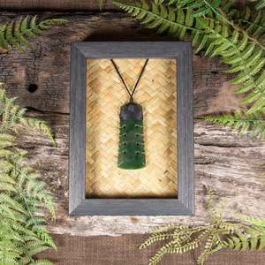 Pounamu Sculptures Touchstones: NZ Greenstone Framed Toki with Notches Pendant (CA508) Hapopo Pounamu