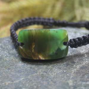NZ Greenstone Adjustable Cord Bracelet (BT128) Totoweka Pounamu