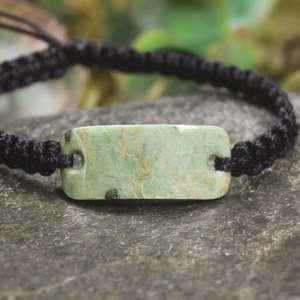NZ Greenstone Adjustable Cord Bracelet (BT202) Flower Jade Pounamu