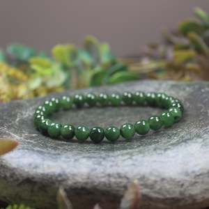 NZ Greenstone Medium Beaded Bracelet (CB513) Kawakawa Pounamu