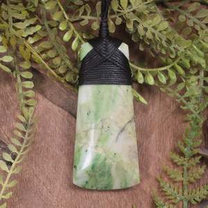 NZ Diopside Medium Toki Pendant (CC098)