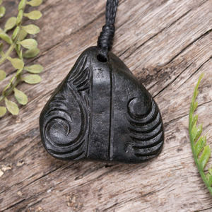 NZ Serpentine XSmall Freeform Pendant (BT854)