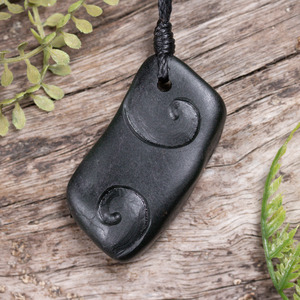 NZ Serpentine Small Freeform Pendant (BT853)