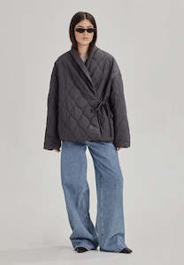 COMMONERS Quilted Wrap Jacket | Charcoal