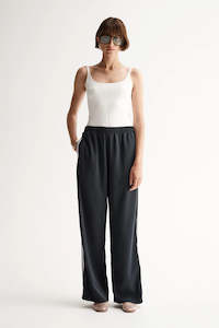 New Arrivals: ELKA COLLECTIVE Madison Pant | Midnight Navy