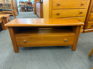 Products: Dankse mobler Bronx rimu entertainment unit The Heart Of Rimu Furniture co