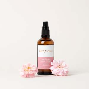 Gifts For Her: Nourish & Glow Facial Toner