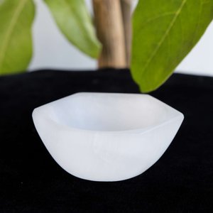 Selenite dish - The Hidden Gem