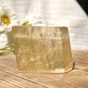 Home Decor: Icelandic spar - The Hidden Gem