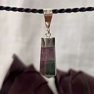 Watermelon tourmaline pendant - The Hidden Gem