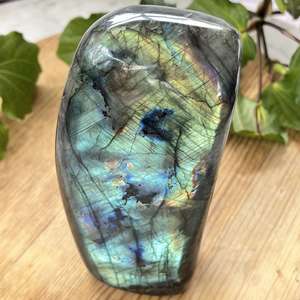 Labradorite freeform - The Hidden Gem